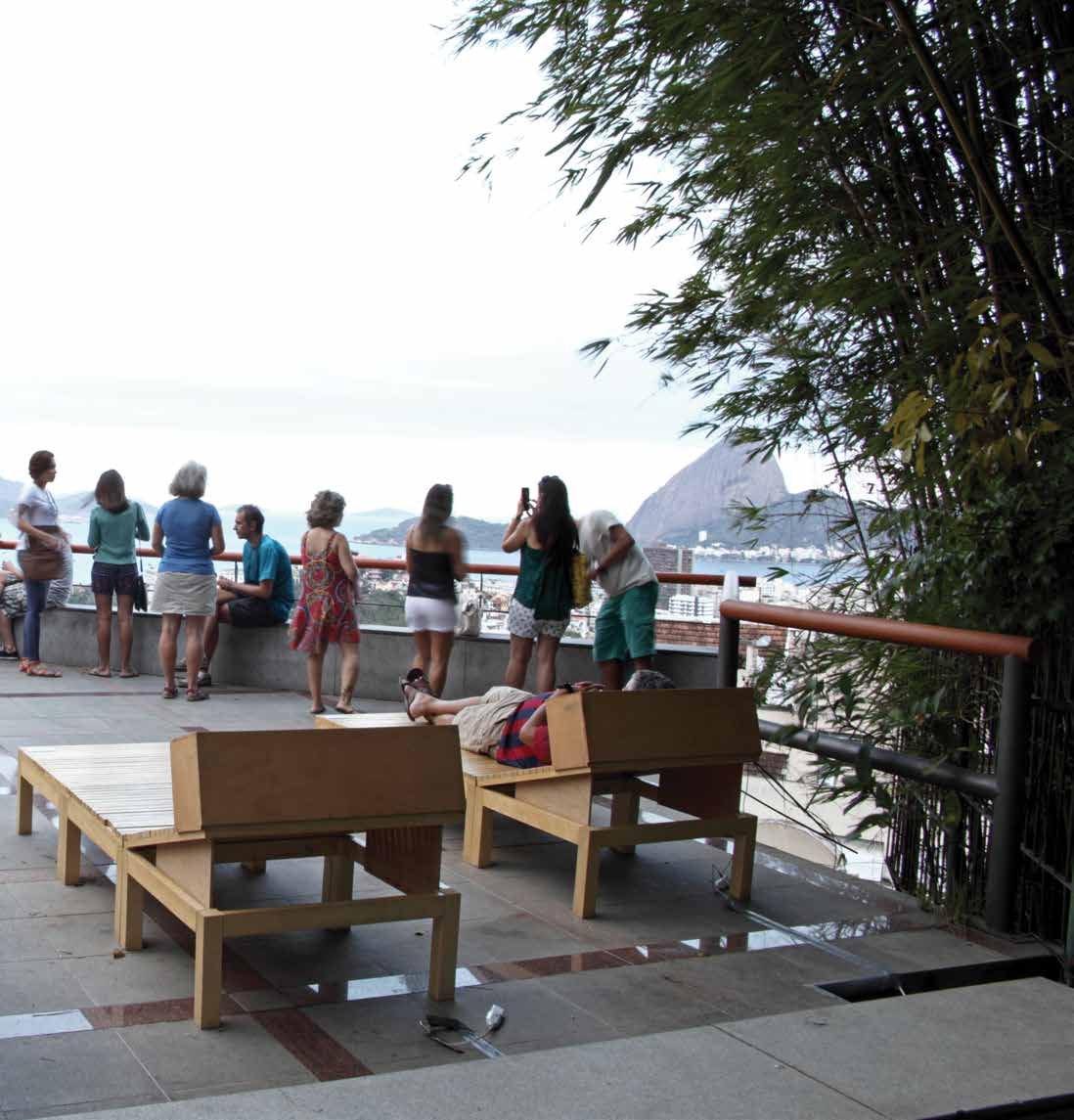 Espreguiçadeiras Sonoras no mirante do Parque das Ruínas