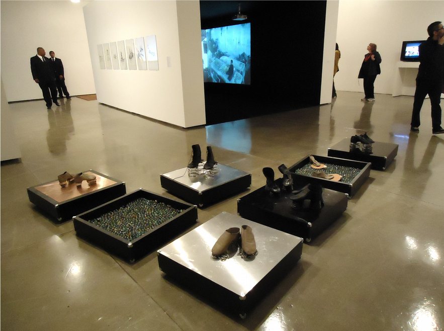 Sapatos Sonoros, Panorama da Arte Brasileira, MAM São Paulo, 2011
